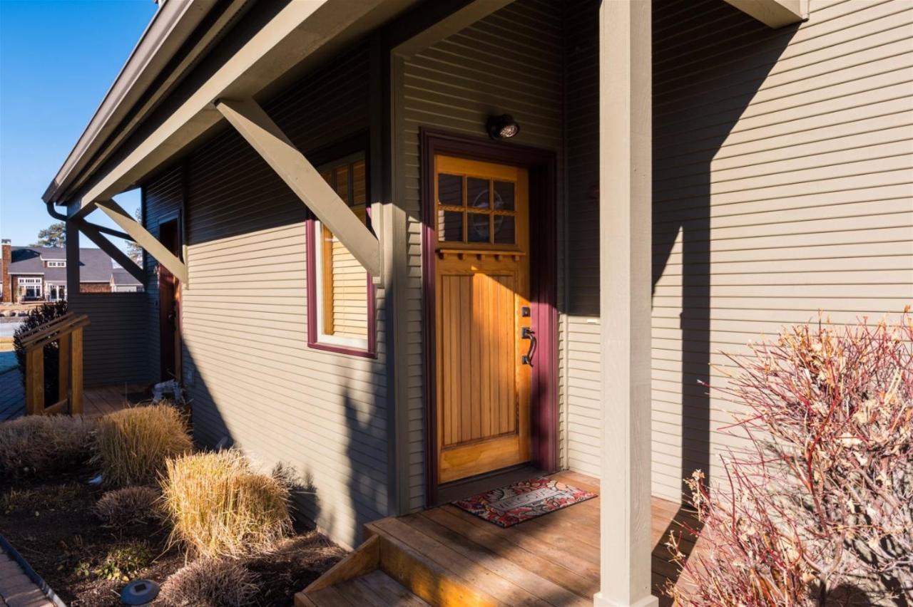Апартаменты Riley'S Mountain View Систерс Экстерьер фото